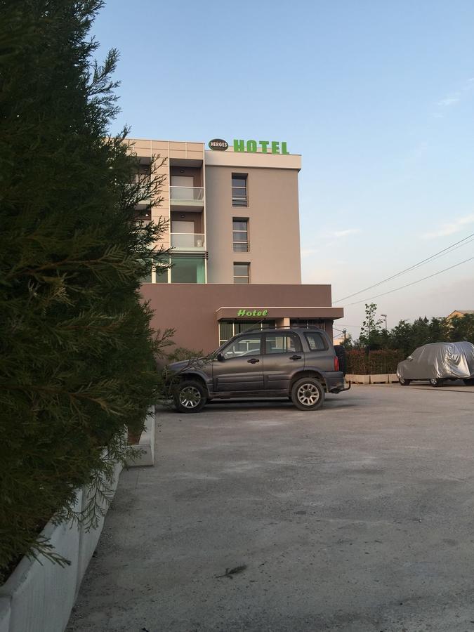 Herges Hotel Durres Luaran gambar