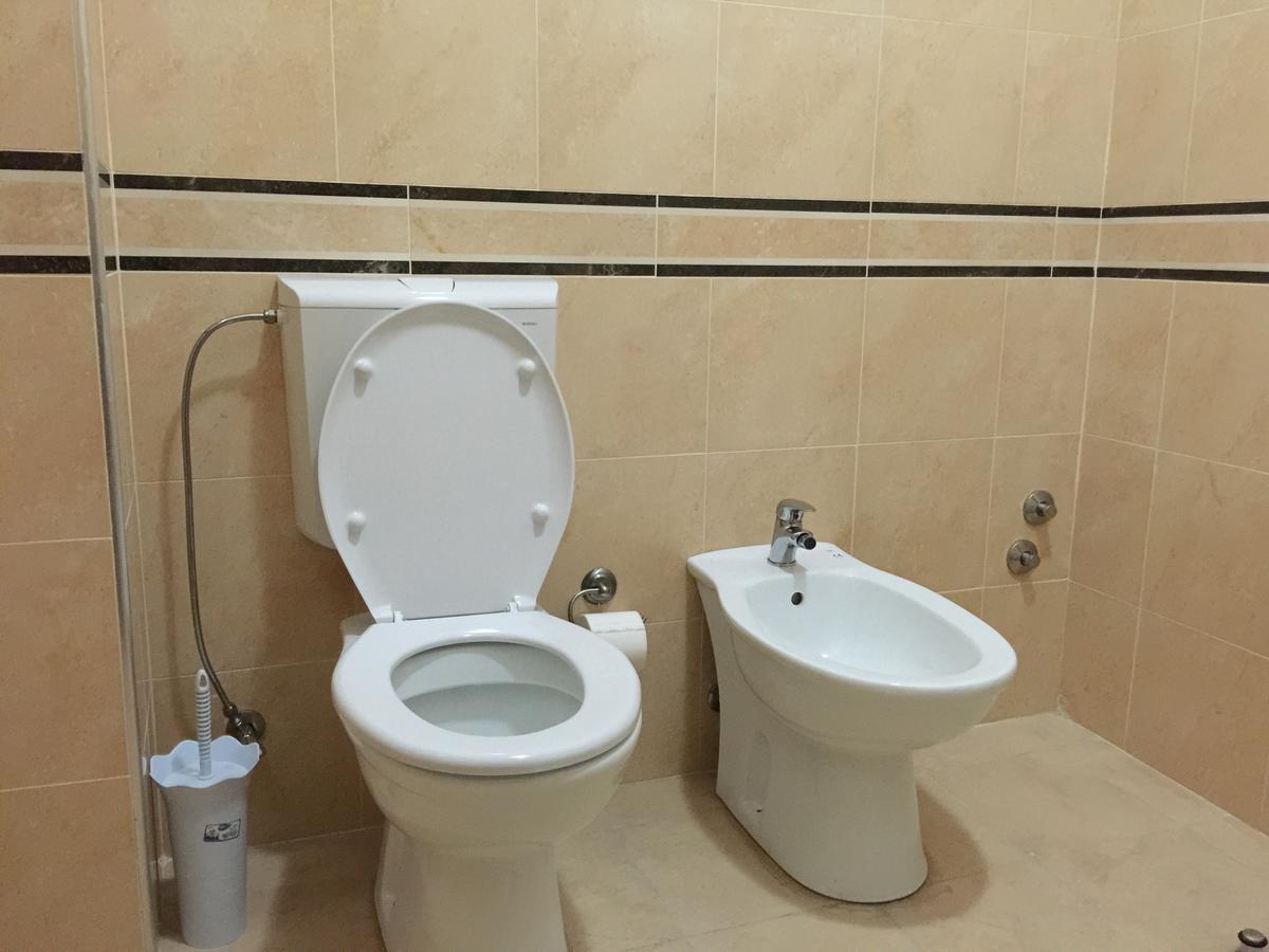 Herges Hotel Durres Luaran gambar