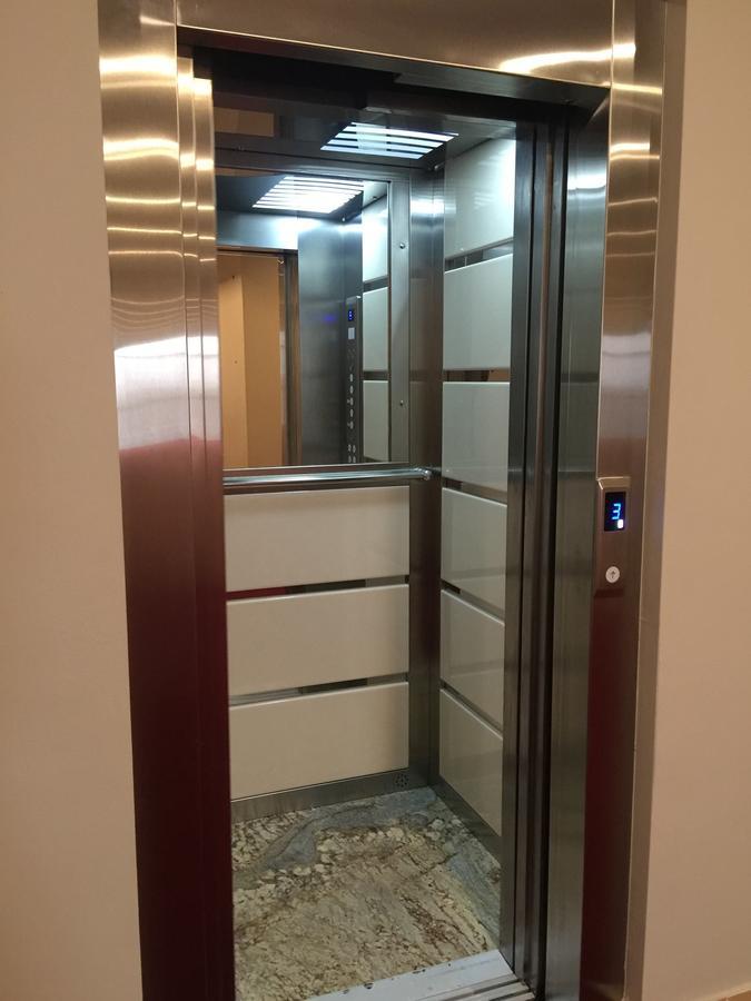Herges Hotel Durres Luaran gambar
