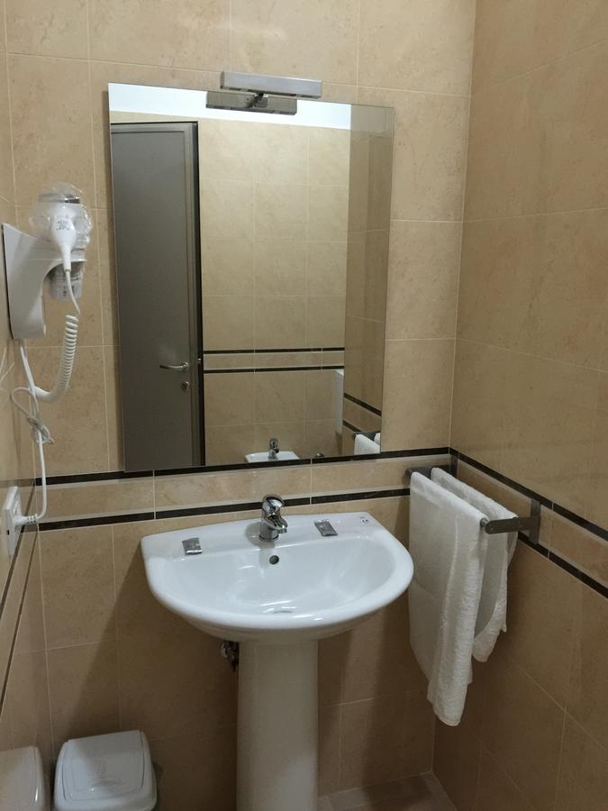 Herges Hotel Durres Luaran gambar